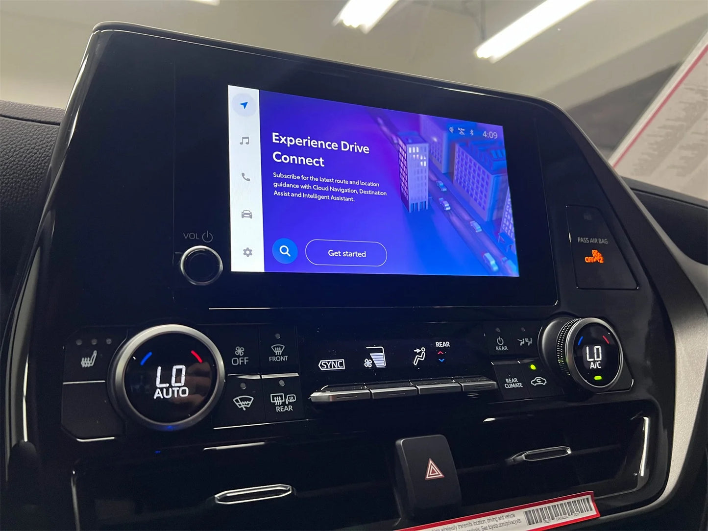 2025 Toyota Highlander XLE - 15 Miles - Blueprint - Toyota Certified