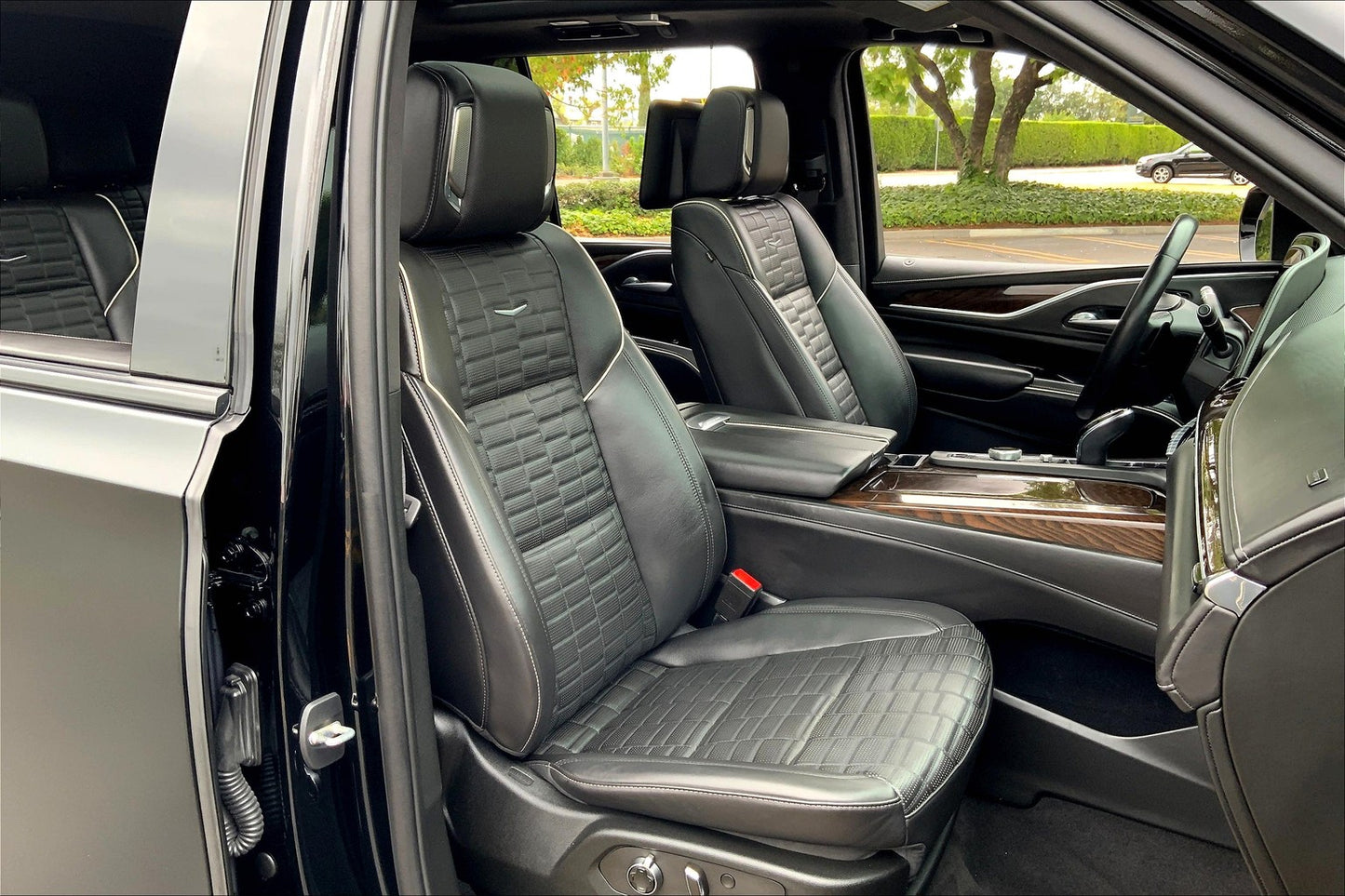 Certified Pre-Owned 2022 Cadillac Escalade Sport Platinum SUV - Black Raven - 29,057 Miles