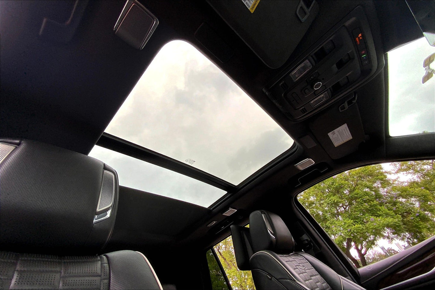 Certified Pre-Owned 2022 Cadillac Escalade Sport Platinum SUV - Black Raven - 29,057 Miles
