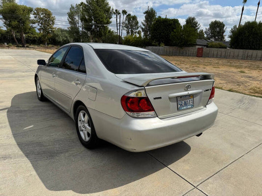 Used 2006 Toyota Camry SE Sedan - Lunar Mist Metallic - 144,567 Miles
