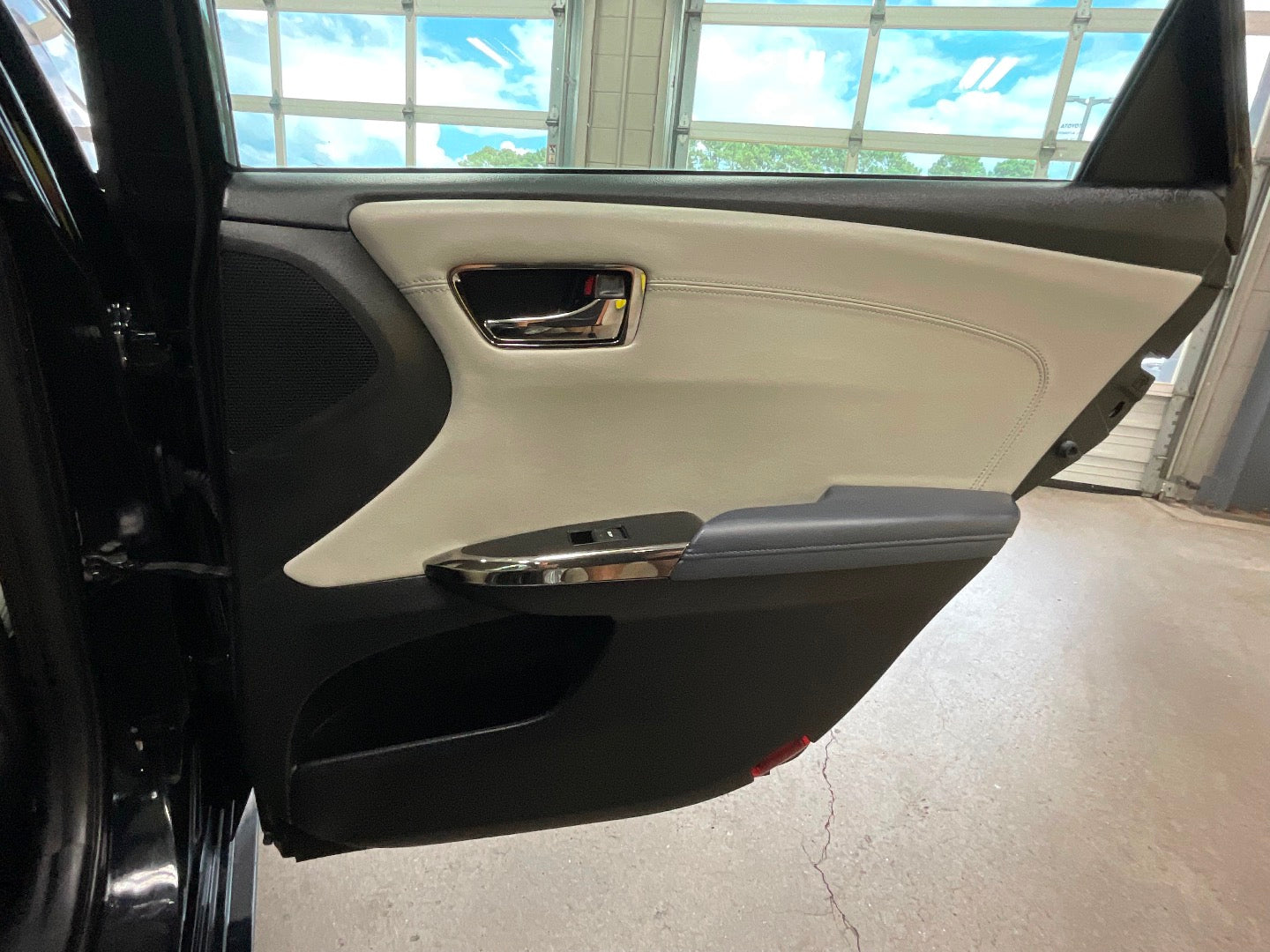Used 2014 Toyota Avalon Hybrid XLE Touring - Black - ODOMETER DISCLOSURE