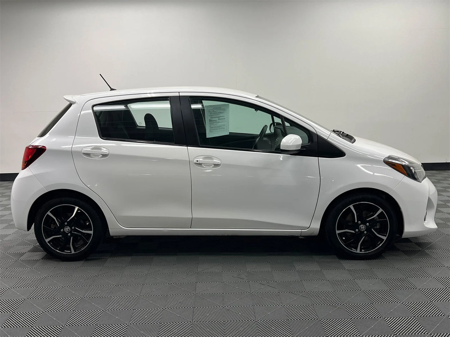 Used 2017 Toyota Yaris SE - 62,355 Miles - Super White Hatchback