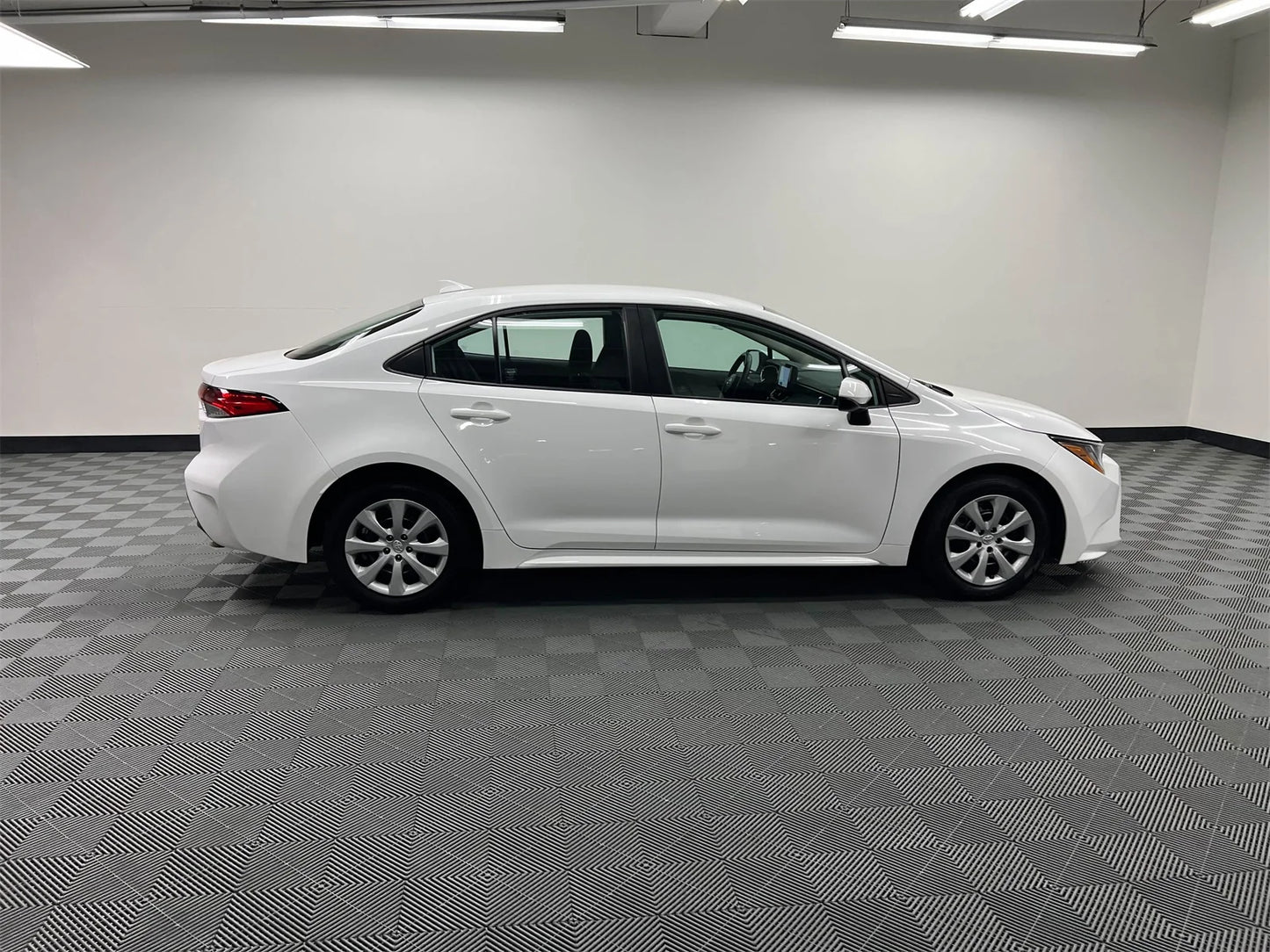 Used 2023 Toyota Corolla LE - 49036 Miles - Ice Cap Sedan