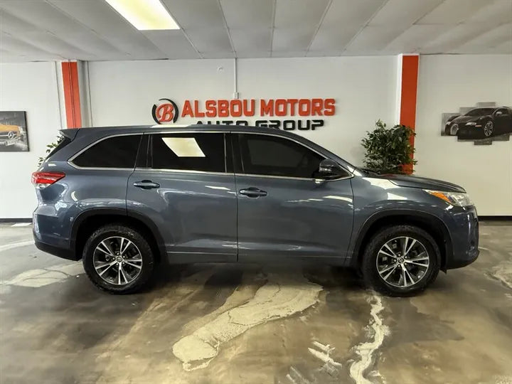 2018 Toyota Highlander LE