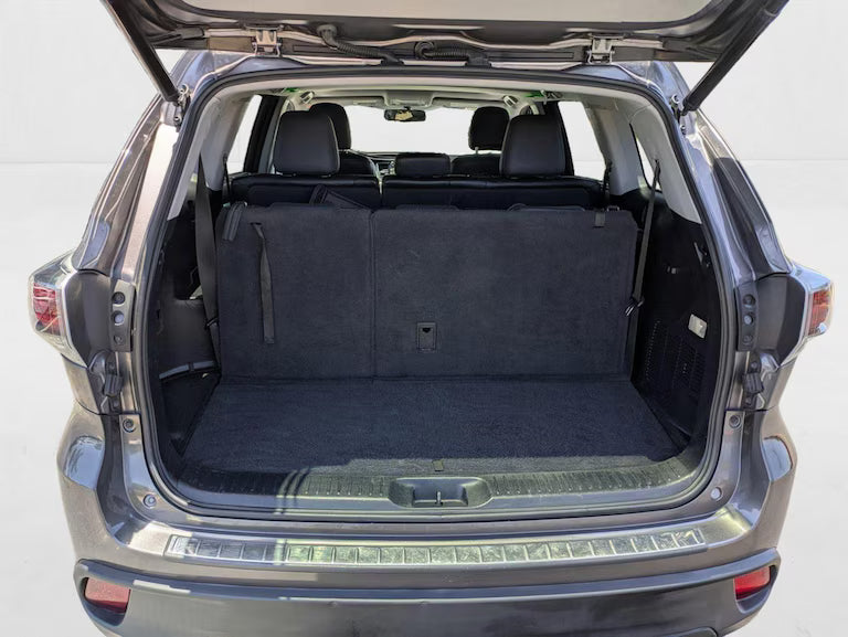 2016 Toyota Highlander XLE V6 - 122,809 Miles