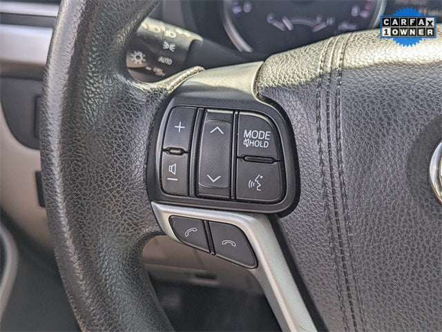 Used 2017 Toyota Highlander LE SUV - Shoreline Blue Pearl - 98,329 Miles