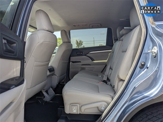 Used 2017 Toyota Highlander LE SUV - Shoreline Blue Pearl - 98,329 Miles