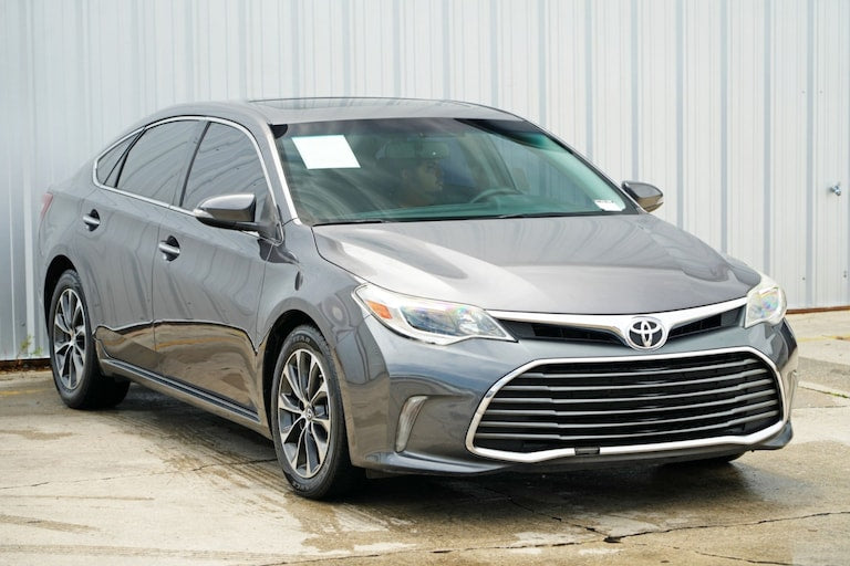 Used 2016 Toyota Avalon XLE Premium Sedan - Magnetic Gray Metallic