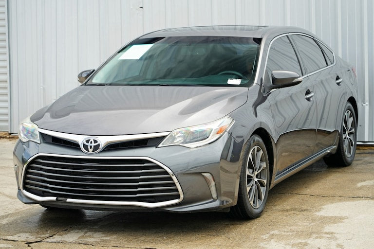 Used 2016 Toyota Avalon XLE Premium Sedan - Magnetic Gray Metallic