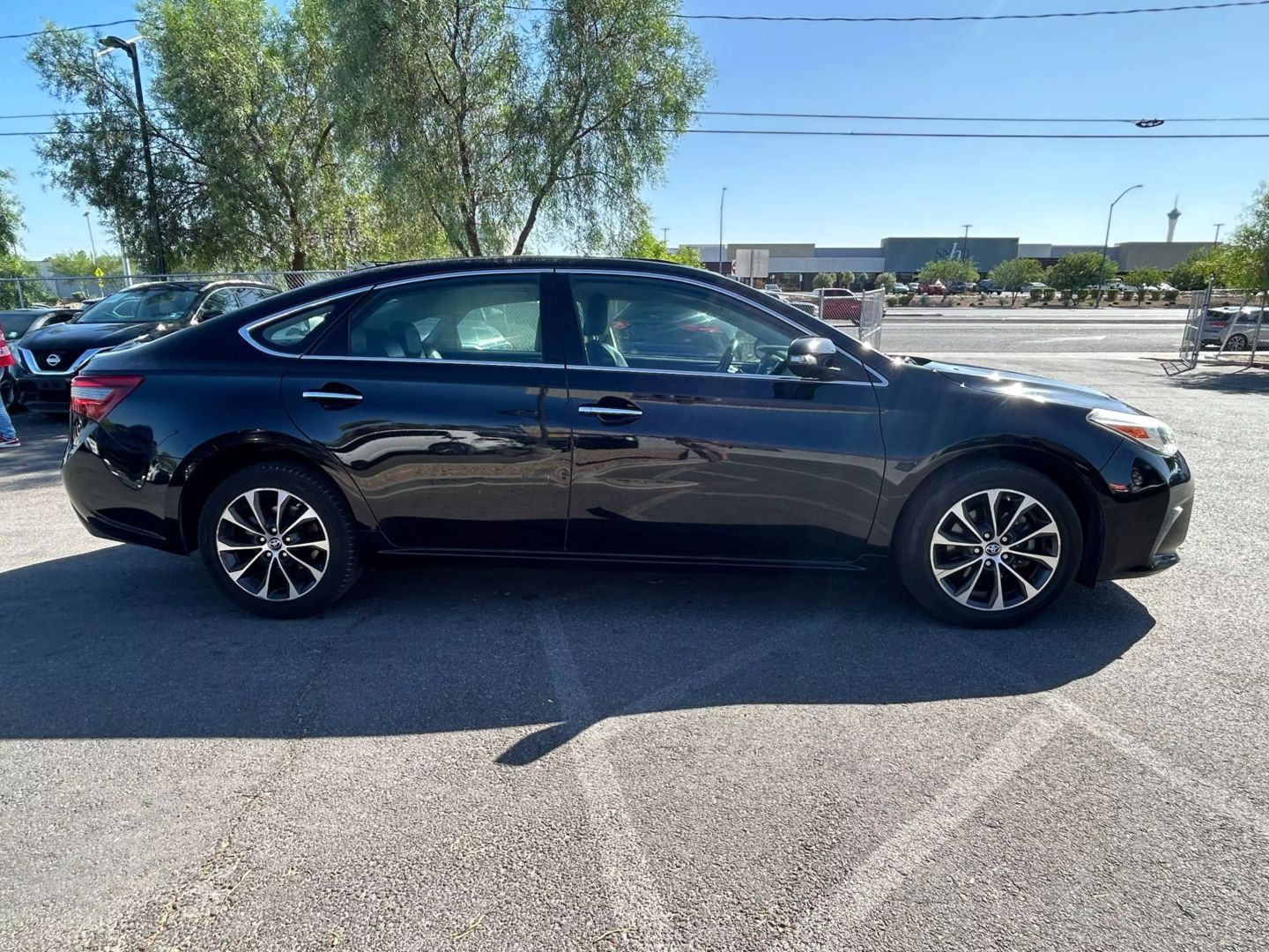 Used 2016 Toyota Avalon XLE Sedan - BLACK - BRANDED TITLE