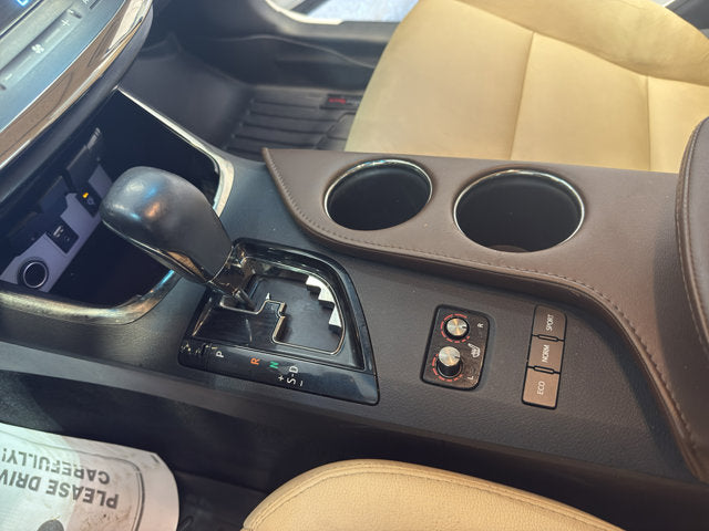 Used 2016 Toyota Avalon Touring Sedan - Blizzard Pearl