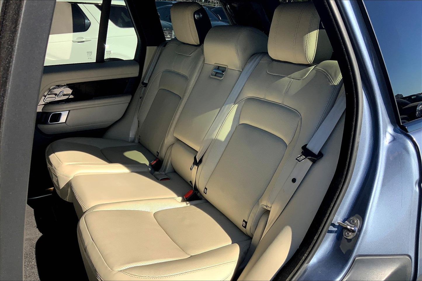 Certified Pre-Owned 2022 Range Rover Westminster 4WD SUV - Blue - 51,611 Miles