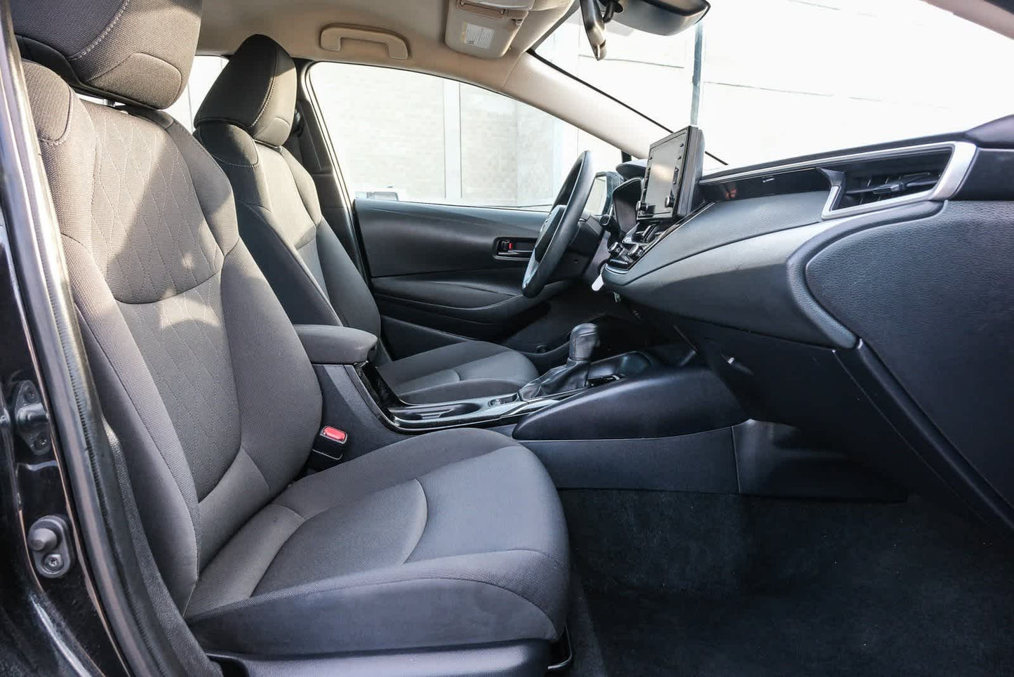 2022 Toyota Corolla LE 69076 mileage