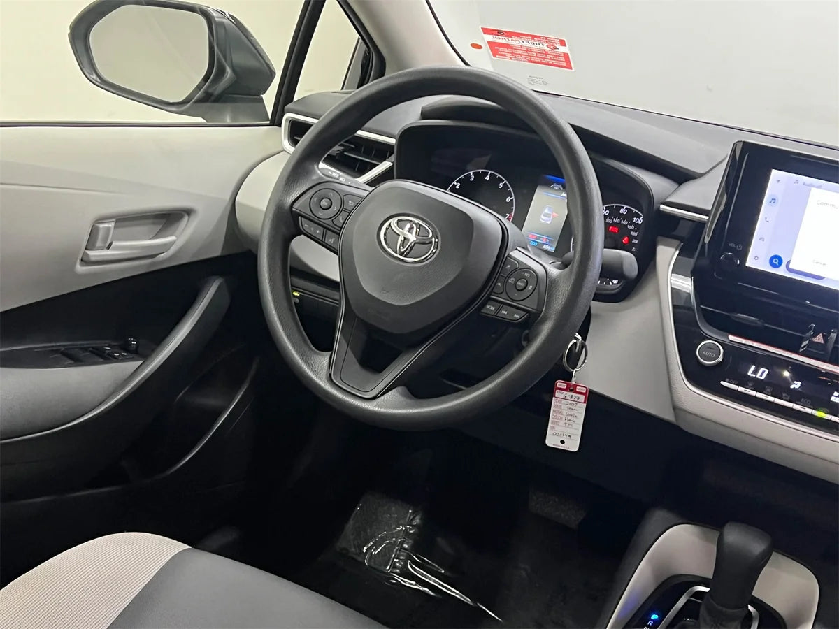 2025 Toyota Corolla LE - 806 Miles - Midnight Black Metallic - Stock #1PS6688