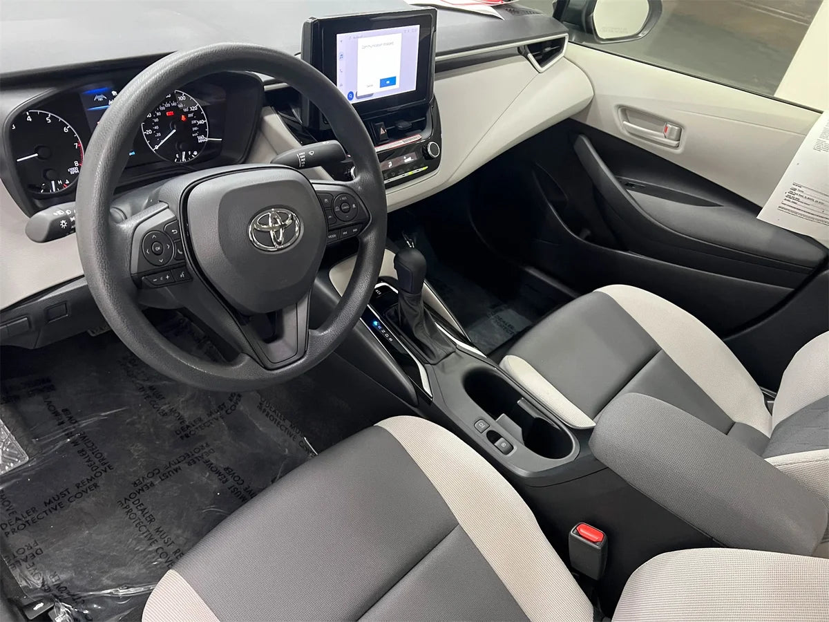 2025 Toyota Corolla LE - 806 Miles - Midnight Black Metallic - Stock #1PS6688