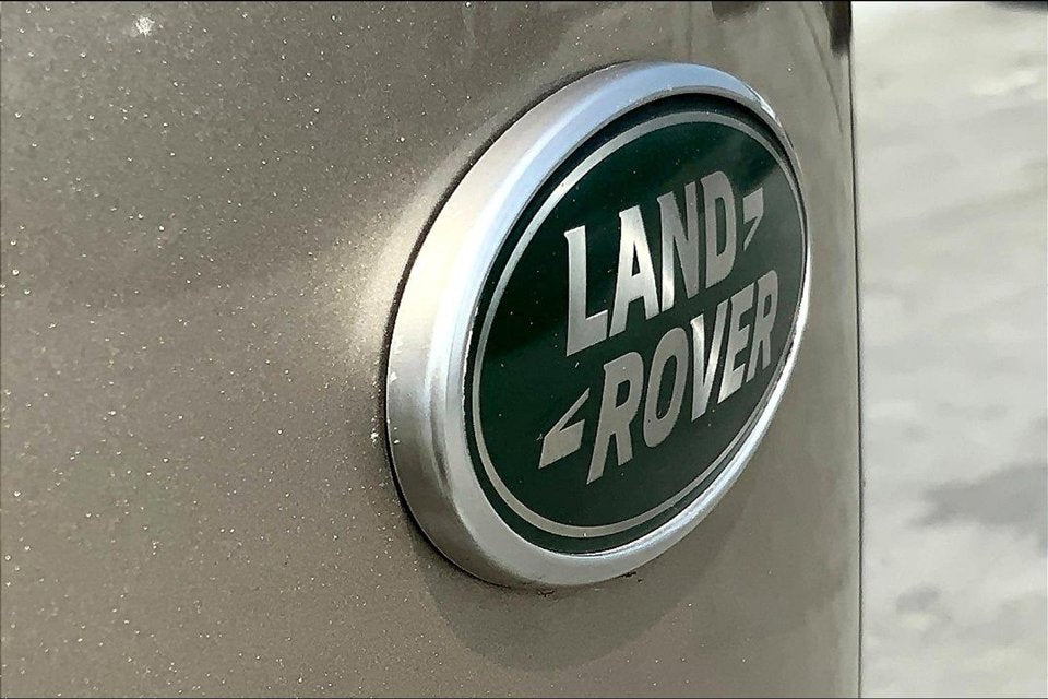 Certified Pre-Owned 2022 Range Rover SE AWD SUV - Gold - 18,001 Miles