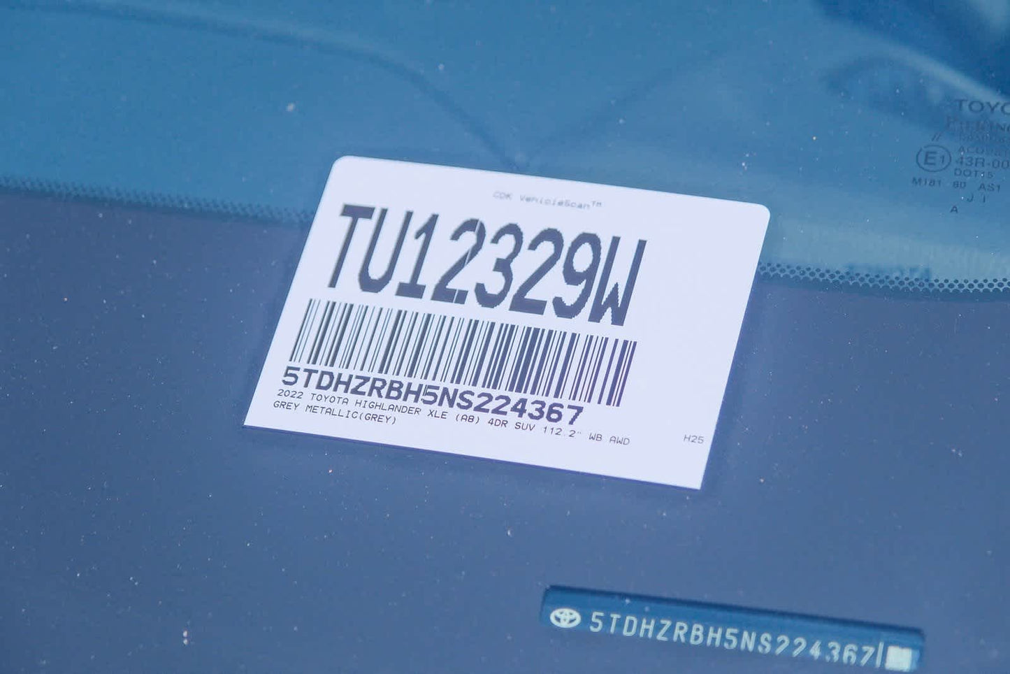 Used 2022 Toyota Highlander XLE - 17,466 Miles