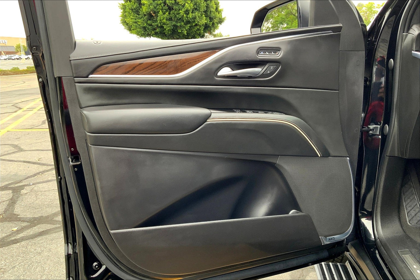 Certified Pre-Owned 2022 Cadillac Escalade Sport Platinum SUV - Black Raven - 29,057 Miles