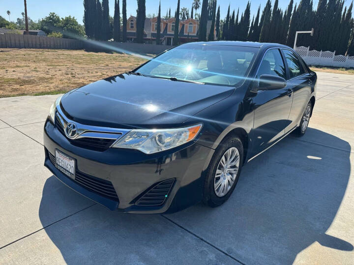 Used 2012 Toyota Camry LE Sedan - Attitude Black Metallic - 191,134 Miles