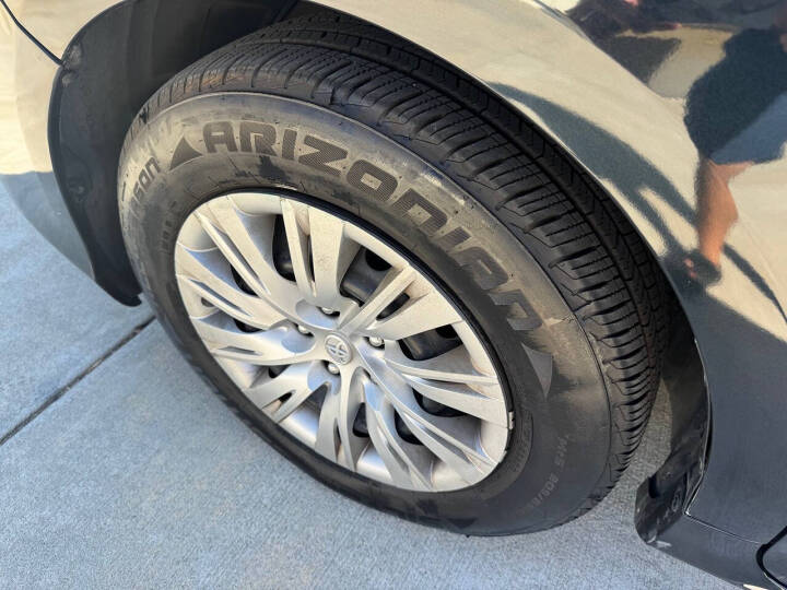 Used 2012 Toyota Camry LE Sedan - Attitude Black Metallic - 191,134 Miles