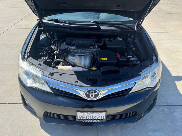 Used 2012 Toyota Camry LE Sedan - Attitude Black Metallic - 191,134 Miles