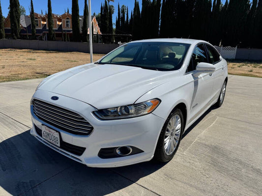 Used 2014 Ford Fusion Hybrid SE Sedan - White Platinum Metallic - 143,145 Miles