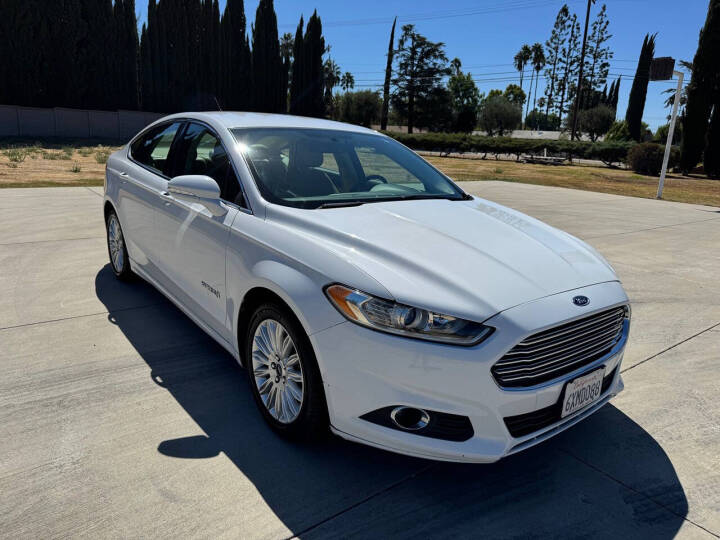 Used 2014 Ford Fusion Hybrid SE Sedan - White Platinum Metallic - 143,145 Miles