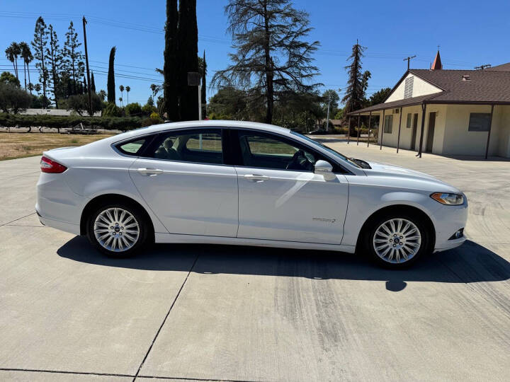 Used 2014 Ford Fusion Hybrid SE Sedan - White Platinum Metallic - 143,145 Miles