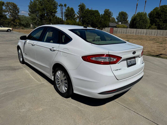Used 2014 Ford Fusion Hybrid SE Sedan - White Platinum Metallic - 143,145 Miles