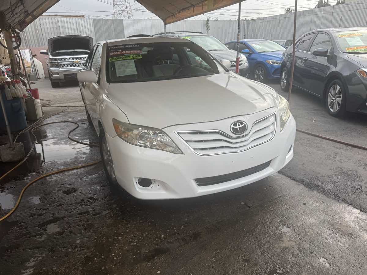 Used 2010 Toyota Camry Sedan - Super White - 119,193 Miles