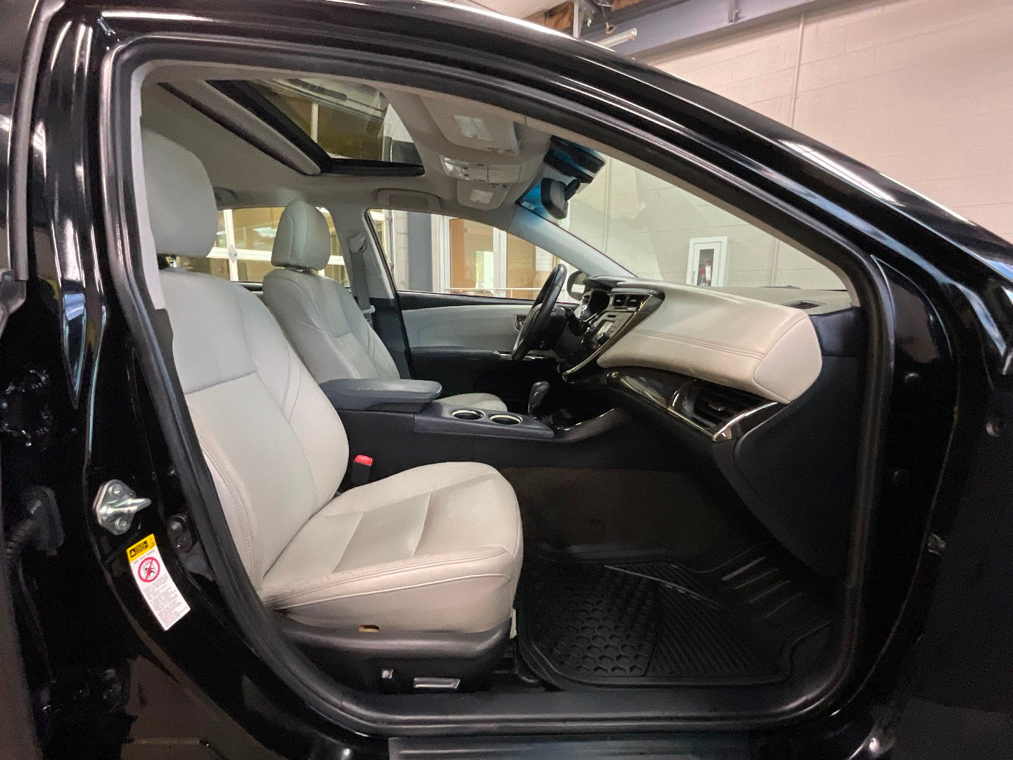 Used 2014 Toyota Avalon Hybrid XLE Touring - Black - ODOMETER DISCLOSURE