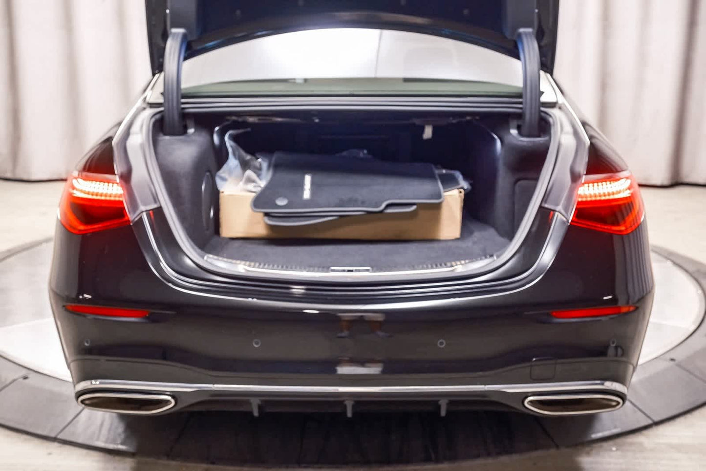 2023 Mercedes-Benz S 580e Sedan AWD 4MATIC® - Black/Black 7,806 Miles - Certified Pre-Owned