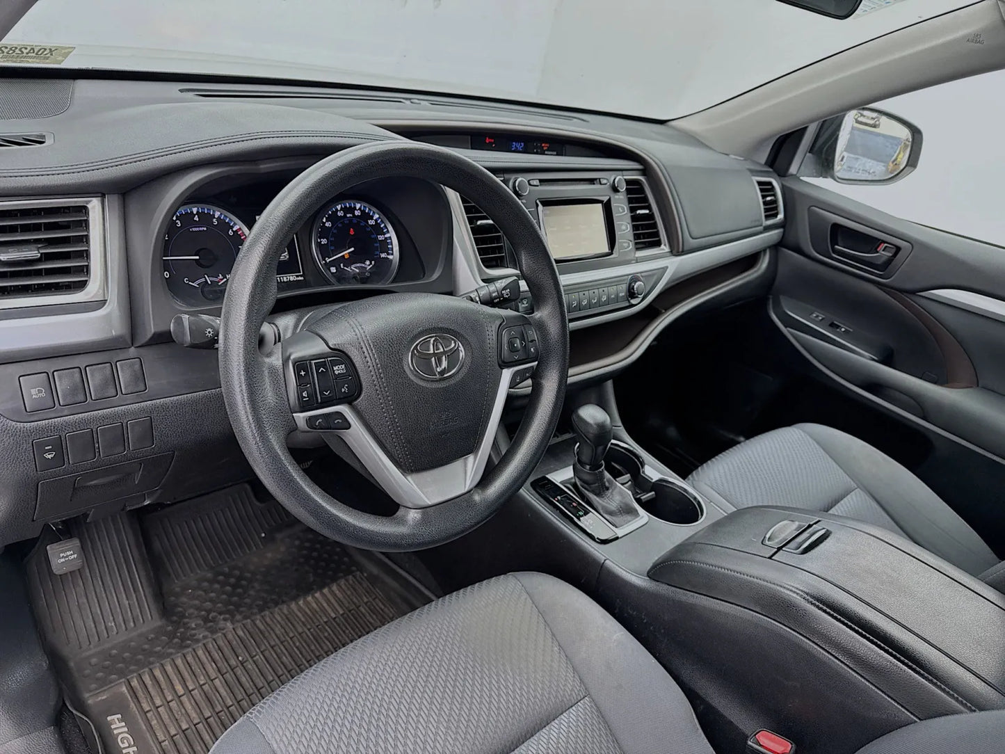 2017 Toyota Highlander LE - 8-Passenger SUV with Advanced Safety Features