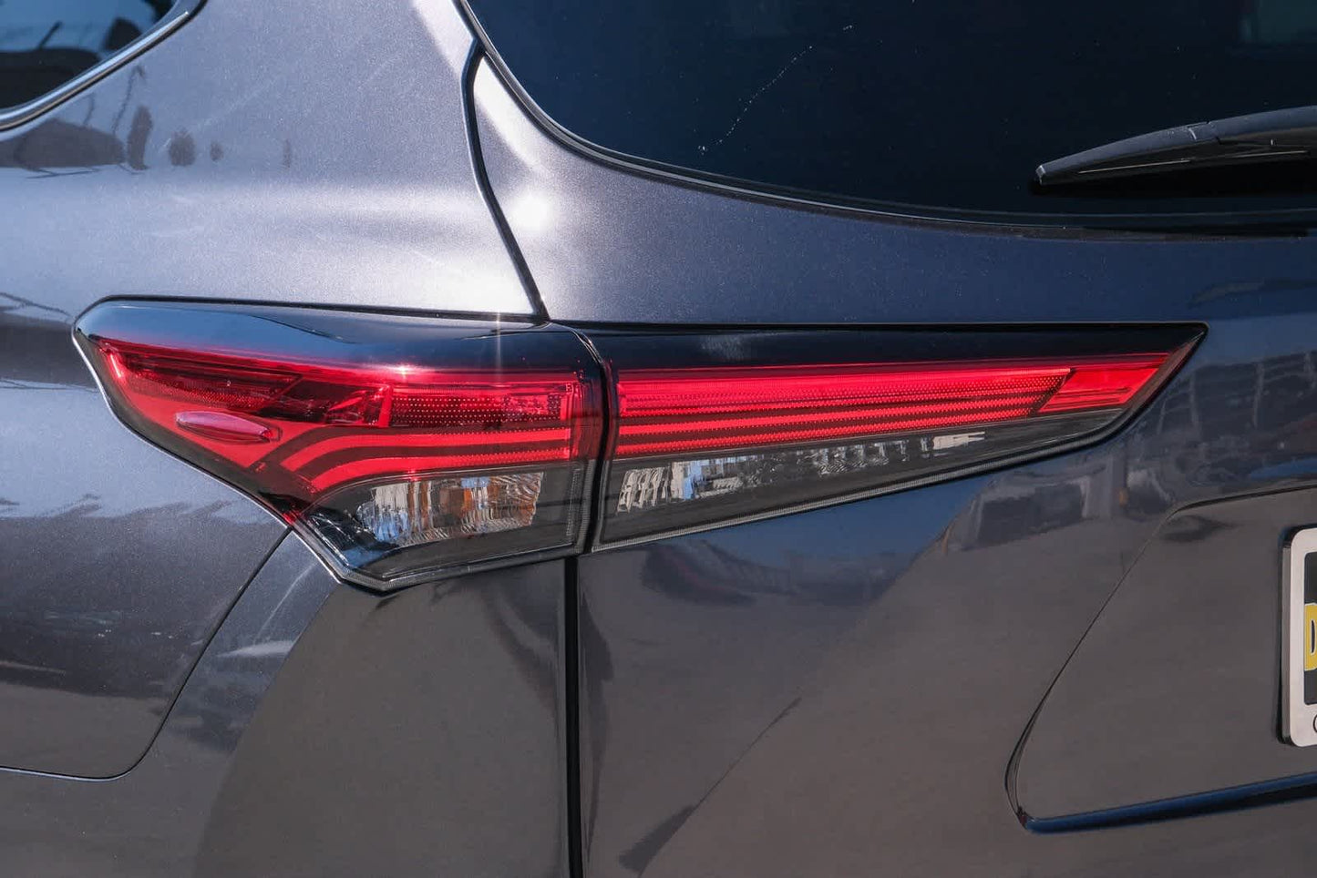Used 2022 Toyota Highlander XLE - 17,466 Miles