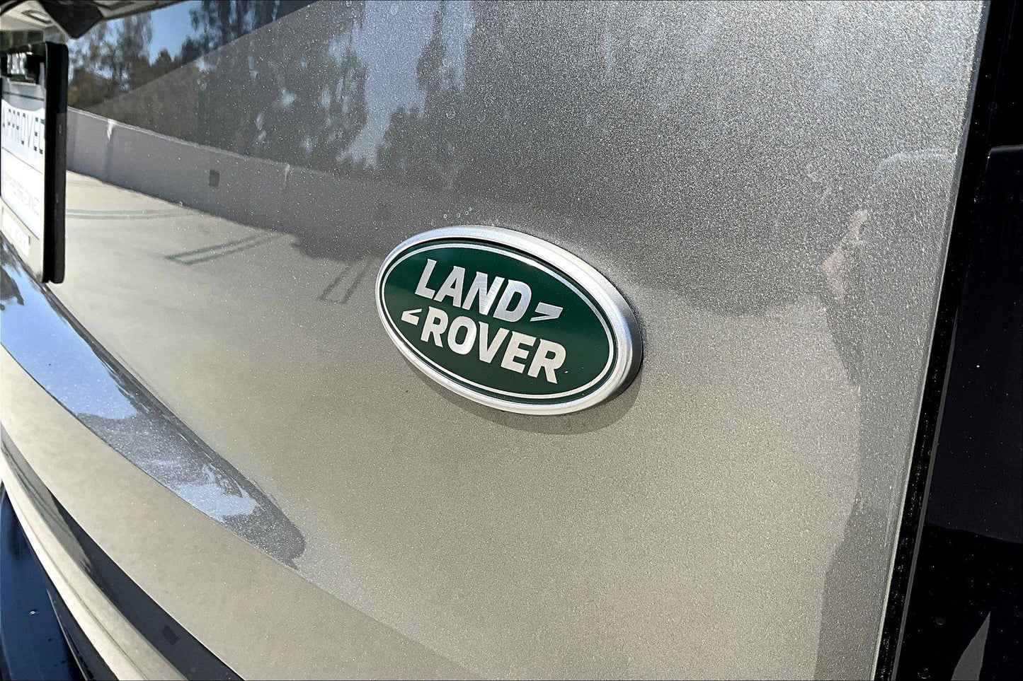 Certified Pre-Owned 2023 Range Rover SE AWD SUV - Silicon Silver - 25,493 Miles