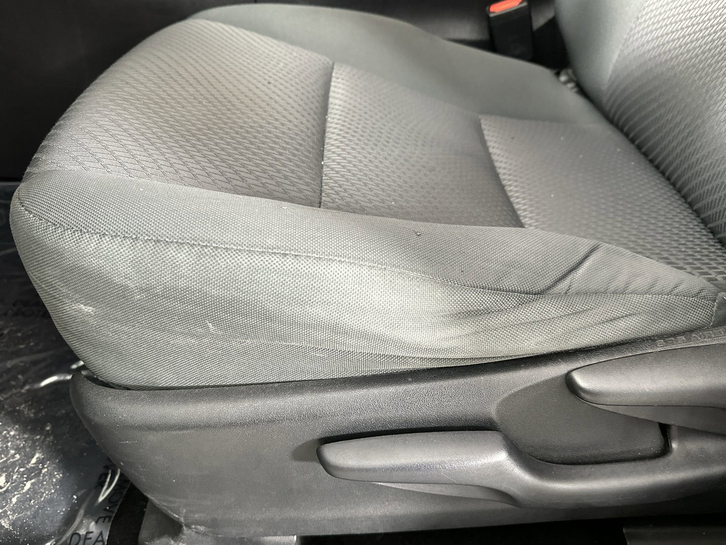 Used 2019 Toyota Highlander LE AWD SUV - Celestial Silver Metallic - 86,717 Miles