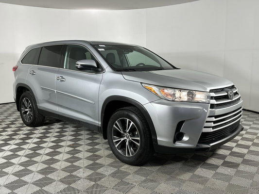 Used 2019 Toyota Highlander LE AWD SUV - Celestial Silver Metallic - 86,717 Miles