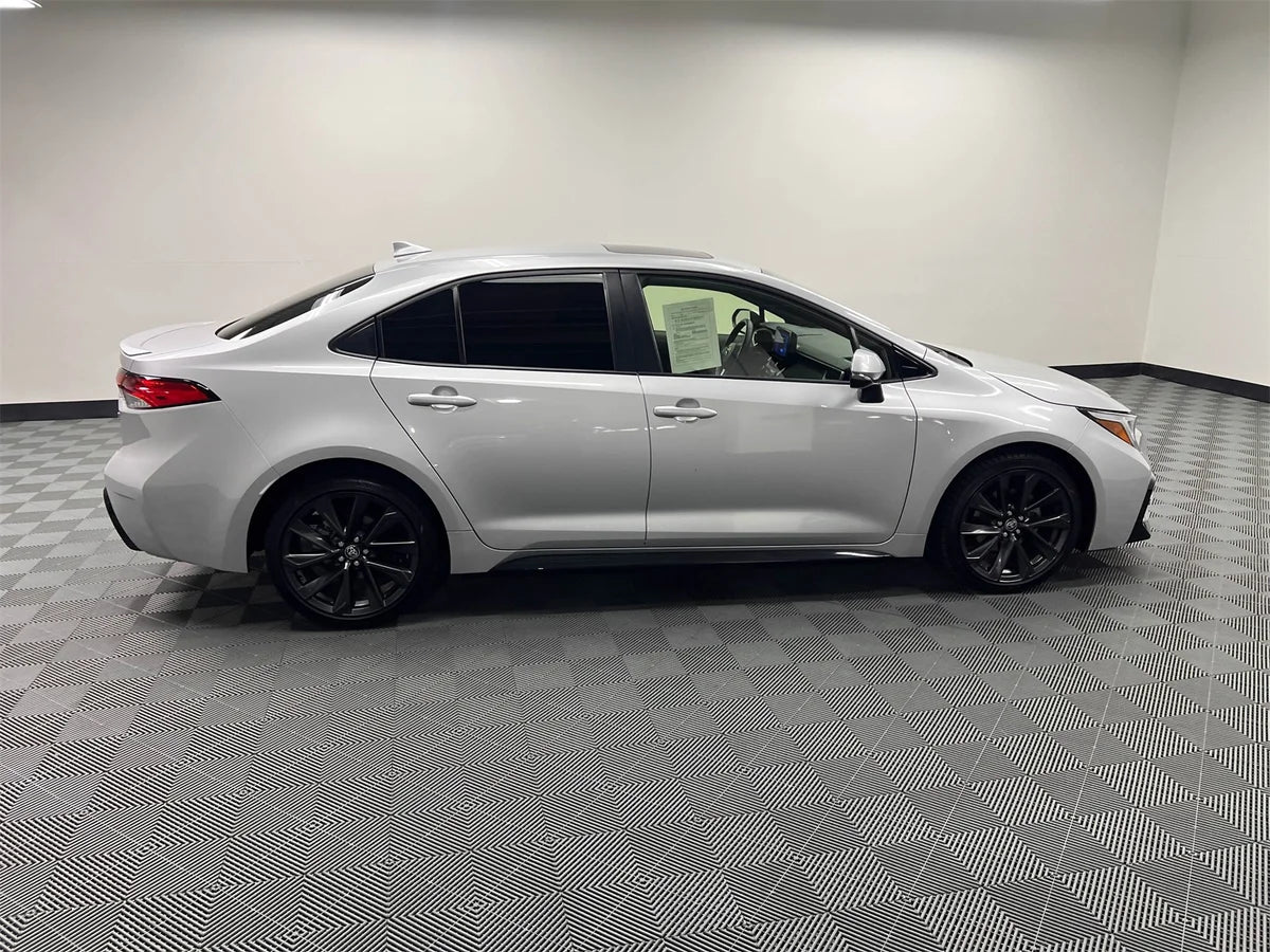 2024 Toyota Corolla SE - 56,294 Miles - Classic Silver Metallic
