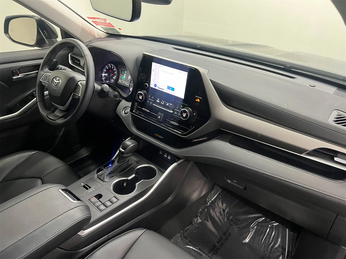 2024 Toyota Highlander XLE - 10,904 Miles - Magnetic Gray Metallic - Toyota Certified