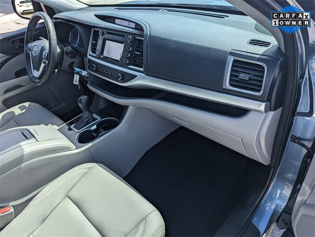 Used 2017 Toyota Highlander LE SUV - Shoreline Blue Pearl - 98,329 Miles