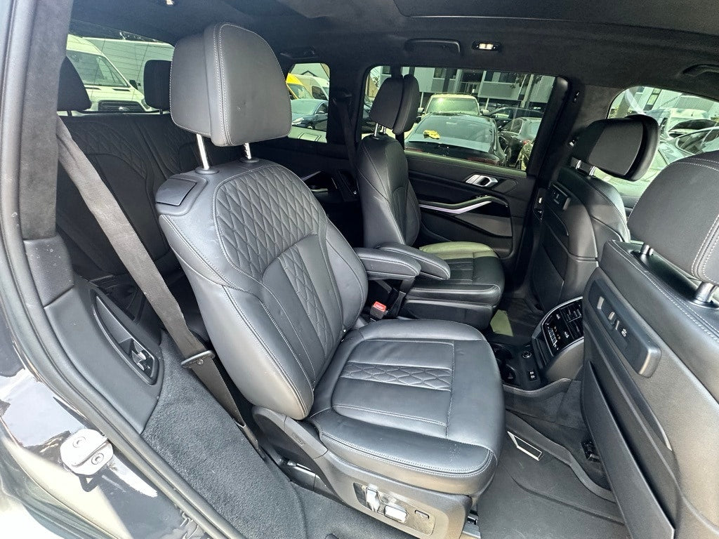 Used 2022 BMW X7 M50i SUV - Dravit Gray Metallic