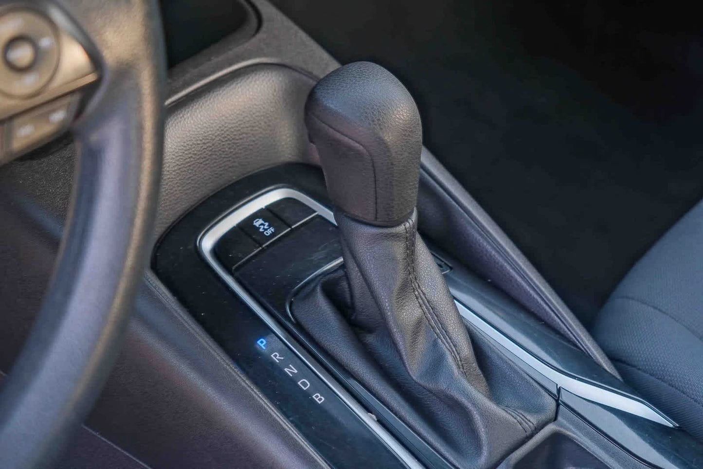 Used 2022 Toyota Corolla LE - Classic Silver Metallic