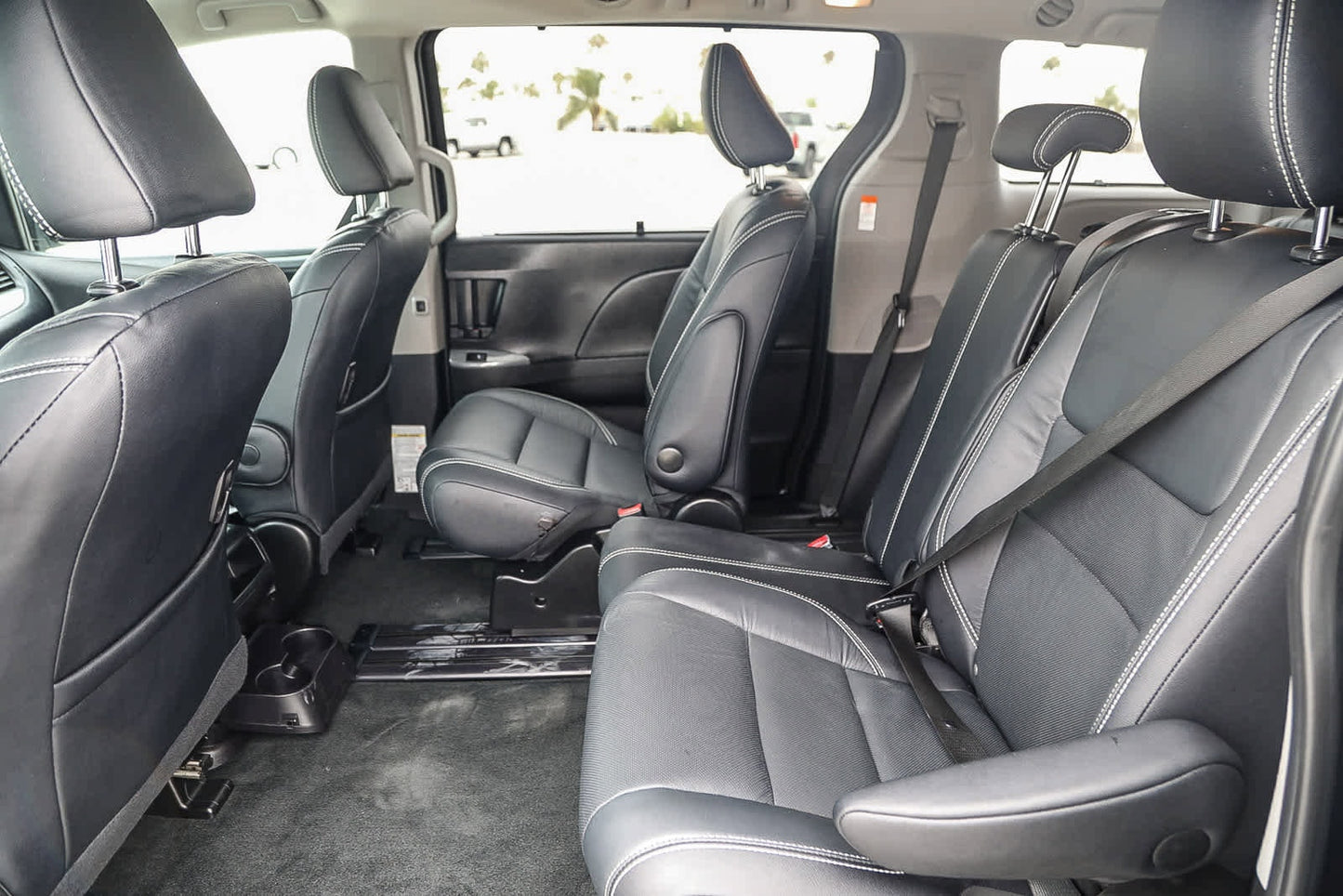 Used 2017 Toyota Sienna SE 8 Passenger Van - Midnight Black Metallic - 167,953 Miles