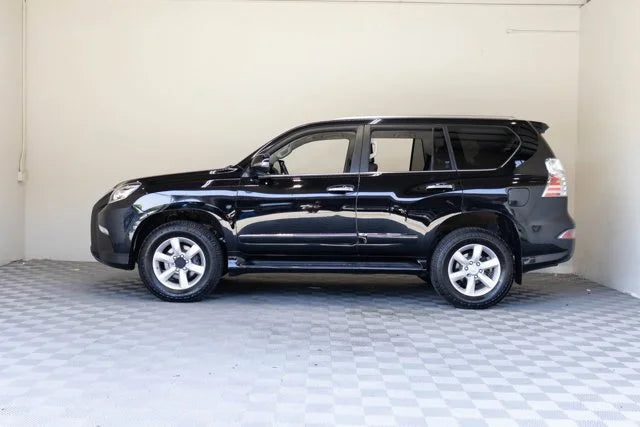 2018 Lexus GX 460 - Premium SUV with Navigation Package