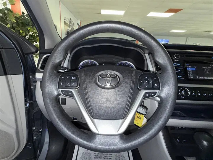 2018 Toyota Highlander LE