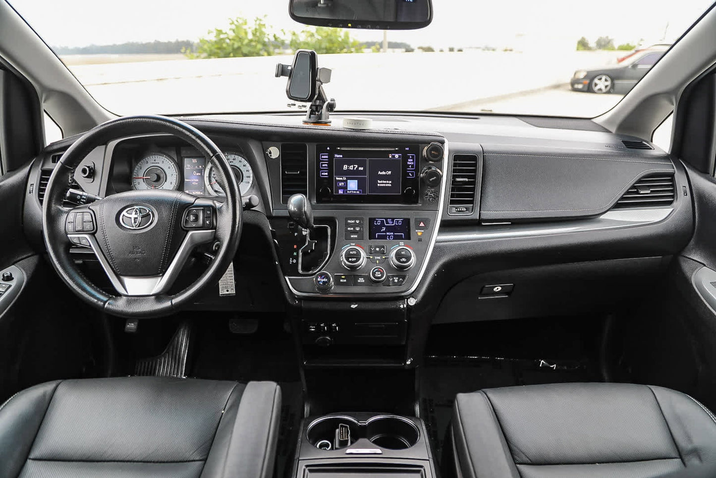 Used 2017 Toyota Sienna SE 8 Passenger Van - Midnight Black Metallic - 167,953 Miles