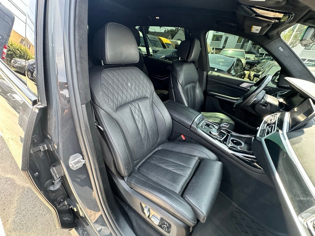Used 2022 BMW X7 M50i SUV - Dravit Gray Metallic