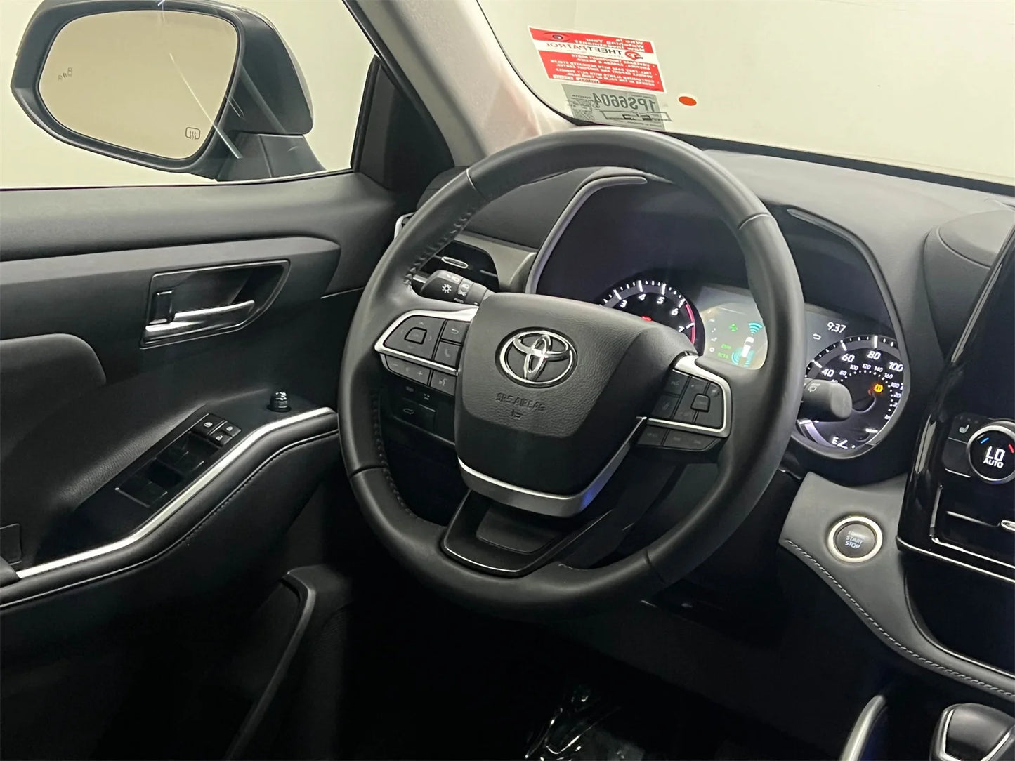 2024 Toyota Highlander XLE - 10,904 Miles - Magnetic Gray Metallic - Toyota Certified
