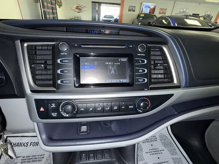 2018 Toyota Highlander LE