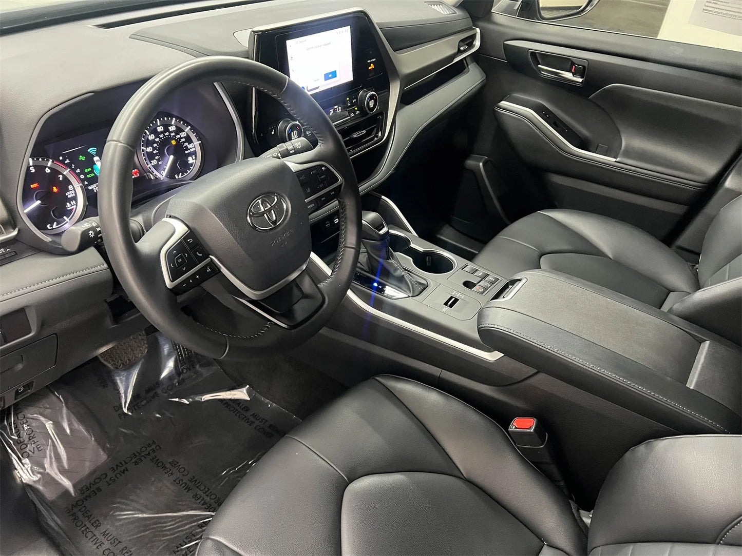 2024 Toyota Highlander XLE - 10,904 Miles - Magnetic Gray Metallic - Toyota Certified